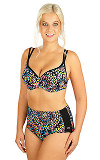 Swimwear LITEX > Bikini top with deep cups.