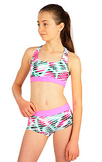 Girls swimwear LITEX > Girl´s low waist bikini shorts.