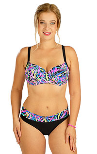 Swimwear LITEX > Bikini top with deep cups.