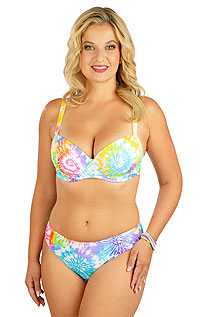 Swimwear LITEX > Bikini top with cups.