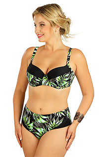 Swimwear LITEX > Bikini top with deep cups.